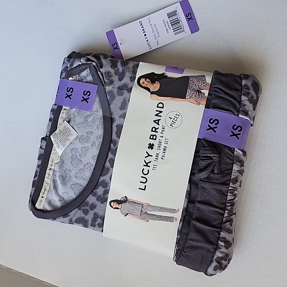 Lucky Brand 4 pieces Pajama Set Suze: Various - Picture 4 of 5